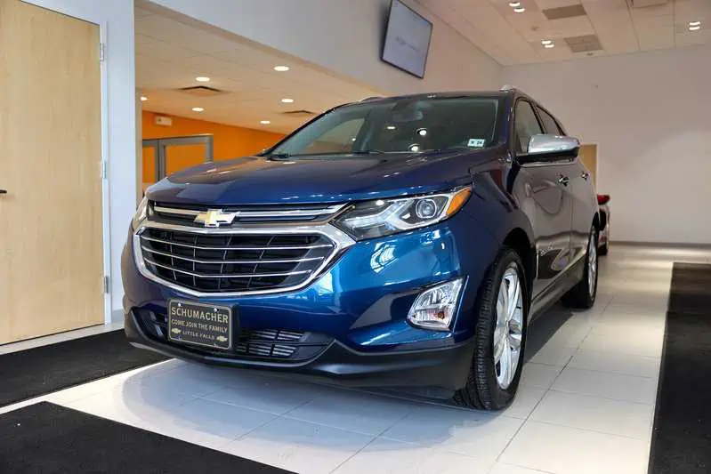 2021 Chevrolet Equinox Exterior Front