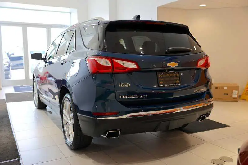 2021 Chevrolet Equinox Exterior Back